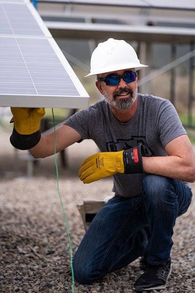 Solar-Training-Landing-Page-Image-1-Optimized-400x600 Solar-Training-Landing-Page-Image-1-Optimized-400x600
